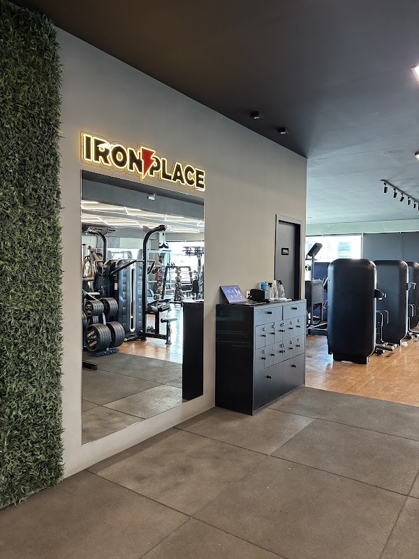 Iron Place - Academia em Campo Grande, Cariacica/ES - Foto 3