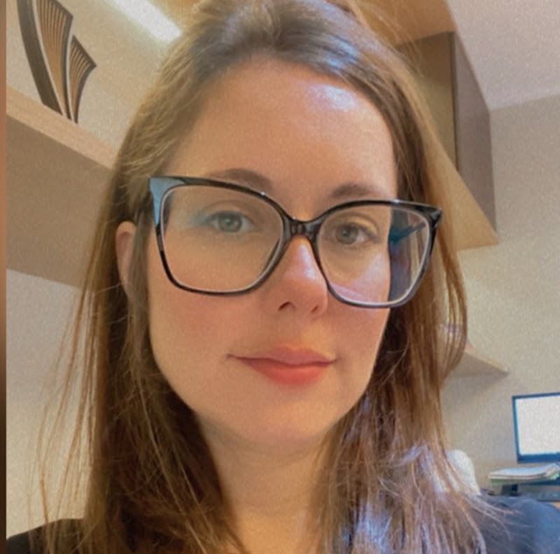 Stéfani Gouvêa - Advogada de Direito de Família