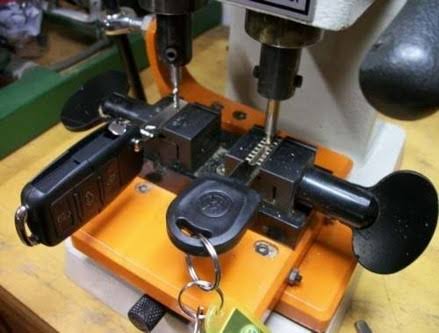 Davidson Chaveiro | Chaveiro 24 Horas - Chaveiro em São Francisco, Cariacica/ES - Foto 5