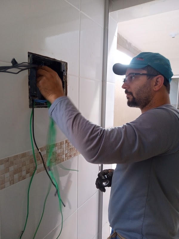 Jovenal Manutenção - Eletricista em Rosa da Penha, Cariacica/ES - Foto 3