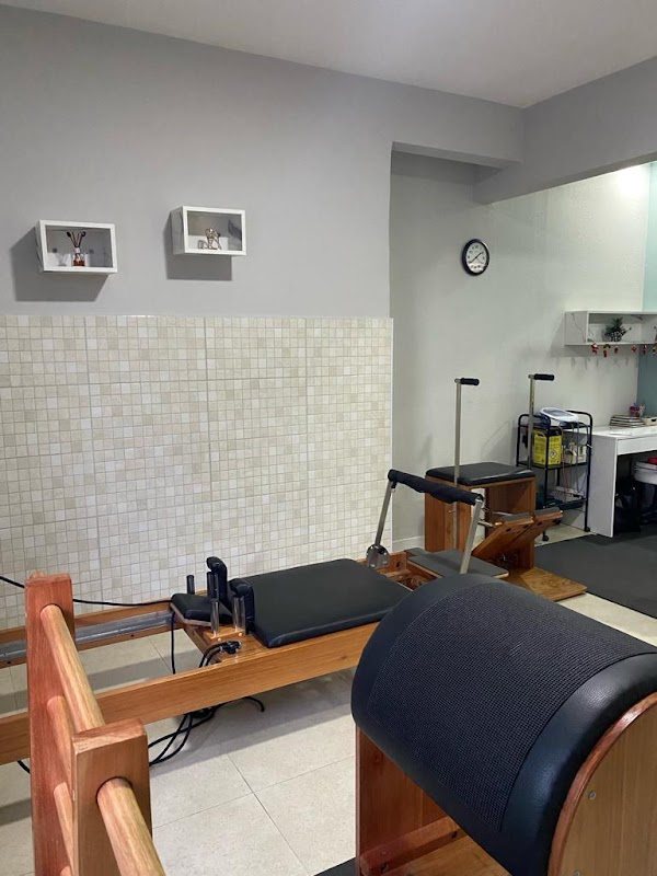Studio Pilates e Fisioterapia Nathália Araujo - Fisioterapia em Campo Grande, Cariacica/ES - Foto 4
