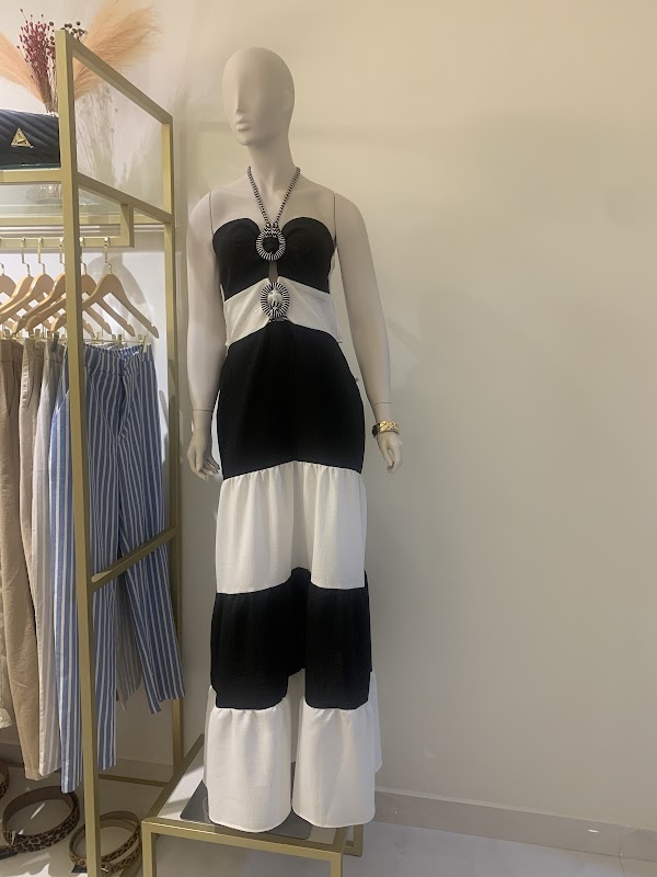 Foto 6 de Loja Elegance Clothing
