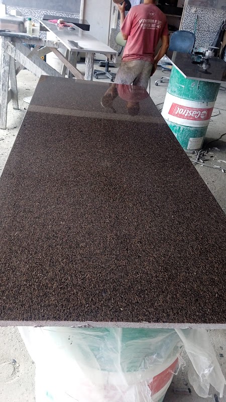 Marmoraria e Vidraçaria Moura