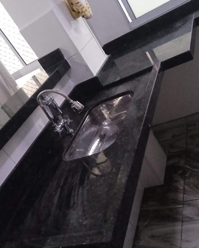 Marmoraria e Vidraçaria Moura - Marmoraria em Rio Marinho, Cariacica/ES - Foto 4