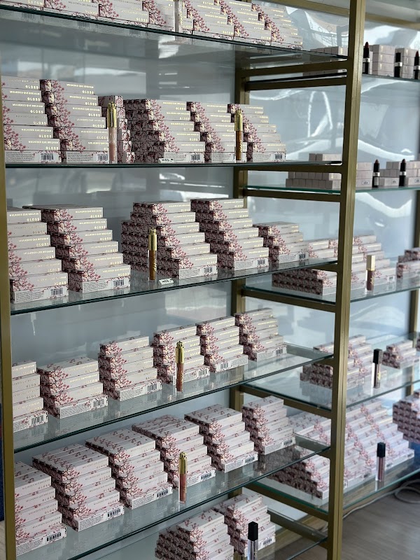 Loja da Debi - Perfumaria e Cosméticos em Cariacica - Perfumaria e Cosméticos em Campo Grande, Cariacica/ES - Foto 2
