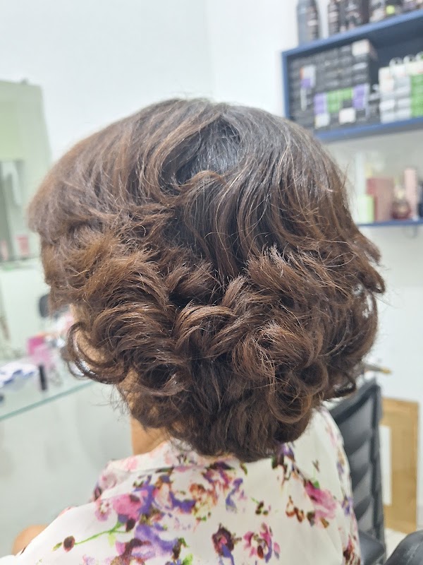 Foto 6 de Cabelos e Unhas Mônica Souza