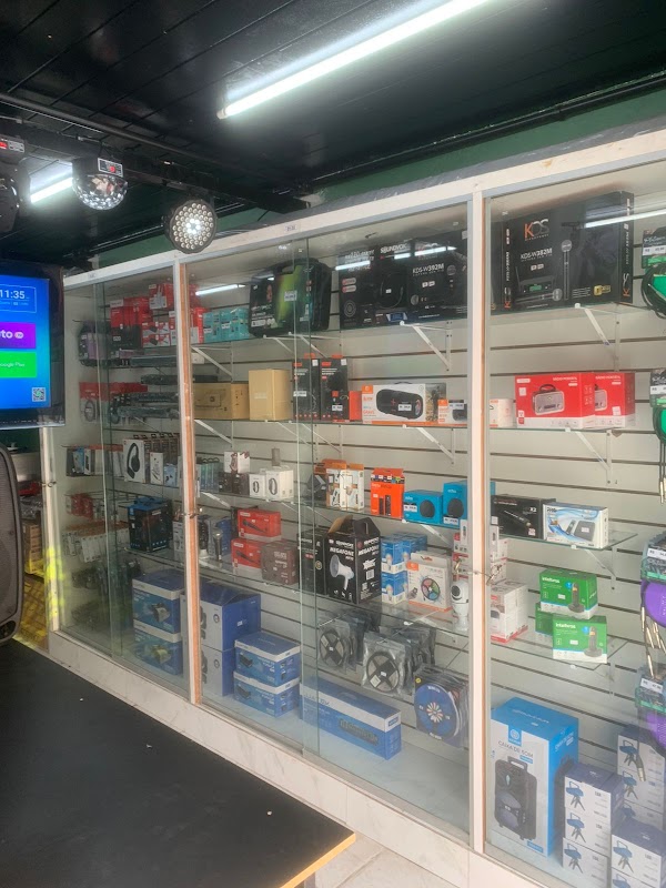 Audiotec Comércio e Serviços - Som e Acessórios Automotivos em Campo Grande, Cariacica/ES - Foto 4